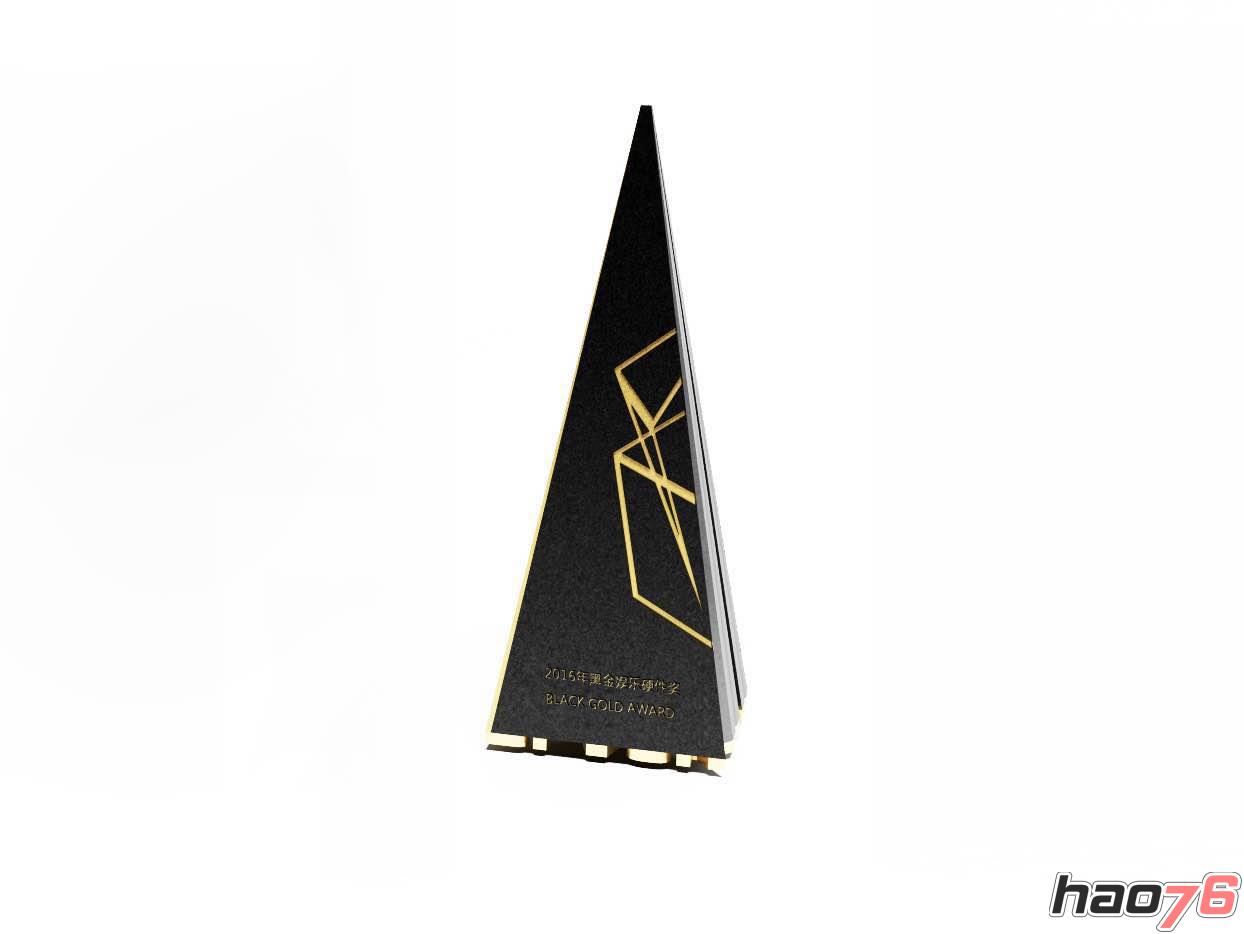 融入多种设计元素，首届“黑金”娱乐硬件奖（Black Gold）奖杯荣耀亮相